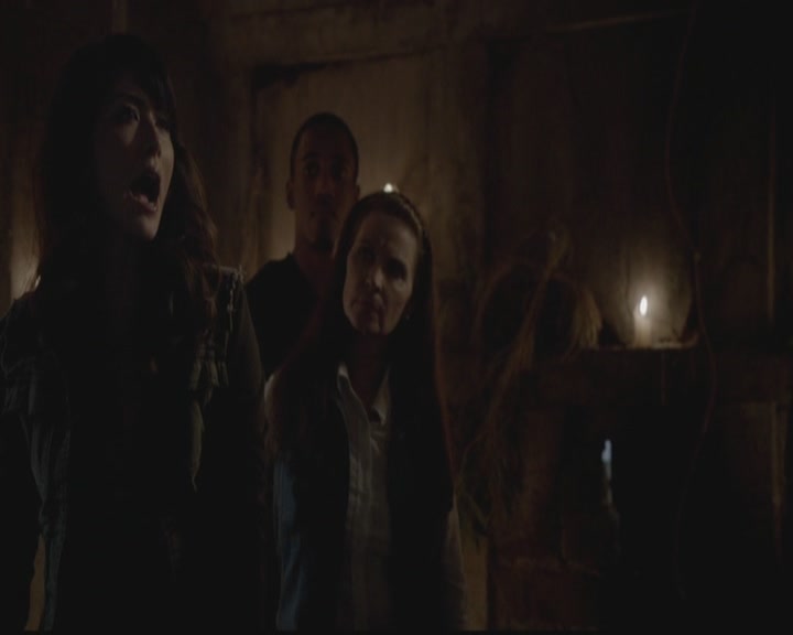 VampireDiariesWorld-dot-org_TheOriginals1x01AlwaysandForever1385.jpg