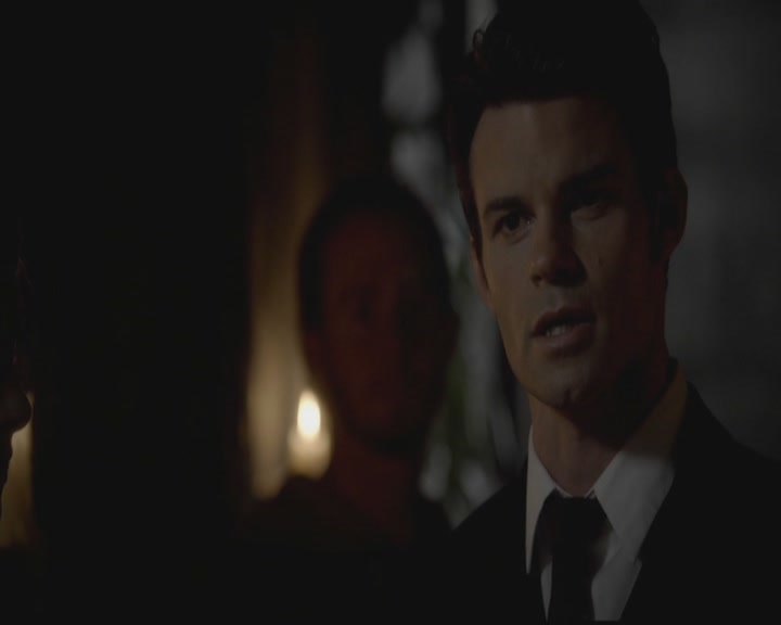 VampireDiariesWorld-dot-org_TheOriginals1x01AlwaysandForever1411.jpg