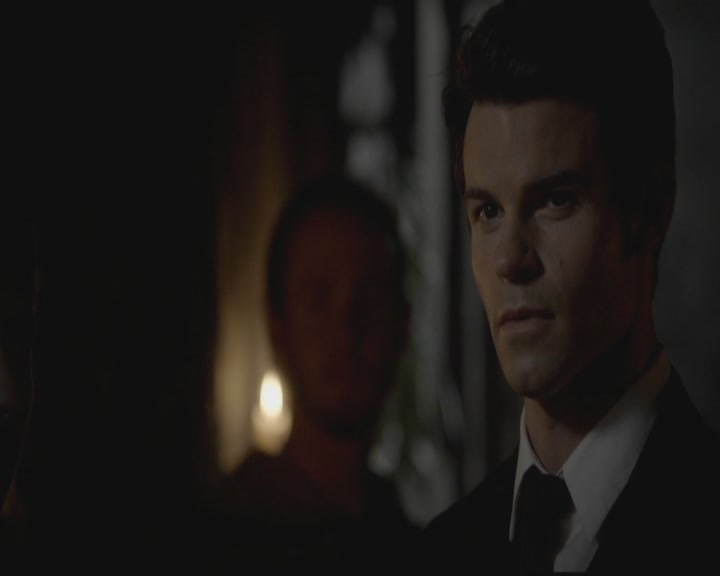 VampireDiariesWorld-dot-org_TheOriginals1x01AlwaysandForever1439.jpg