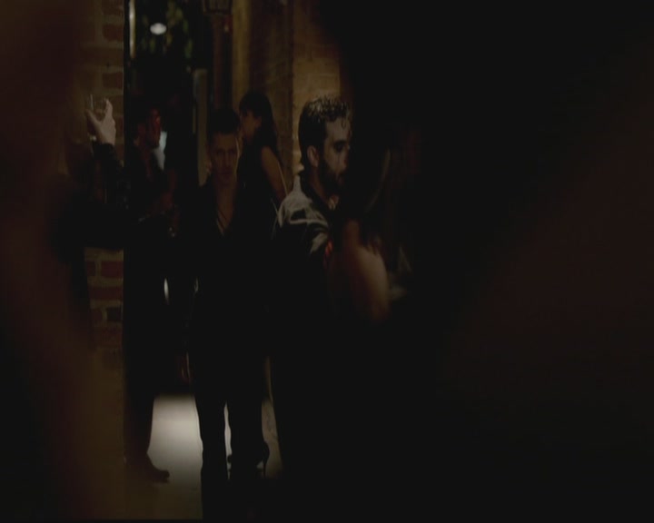 VampireDiariesWorld-dot-org_TheOriginals1x01AlwaysandForever1469.jpg