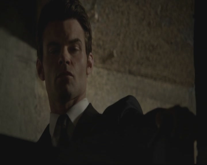 VampireDiariesWorld-dot-org_TheOriginals1x01AlwaysandForever1479.jpg