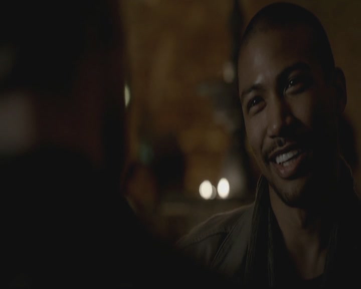 VampireDiariesWorld-dot-org_TheOriginals1x01AlwaysandForever1481.jpg