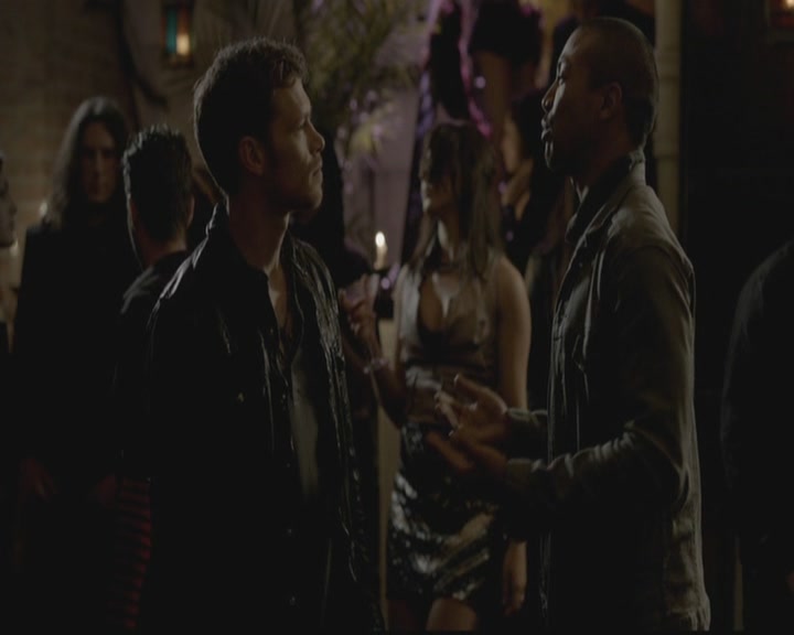 VampireDiariesWorld-dot-org_TheOriginals1x01AlwaysandForever1495.jpg