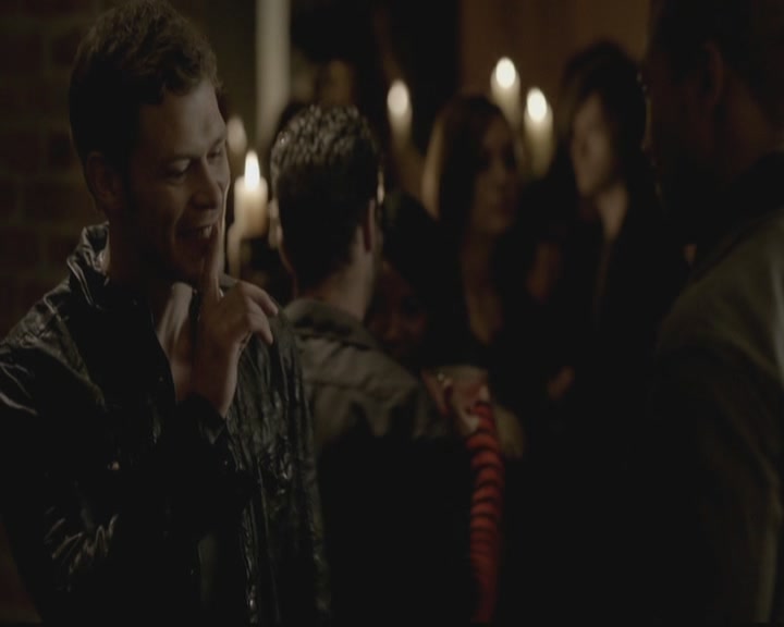 VampireDiariesWorld-dot-org_TheOriginals1x01AlwaysandForever1502.jpg