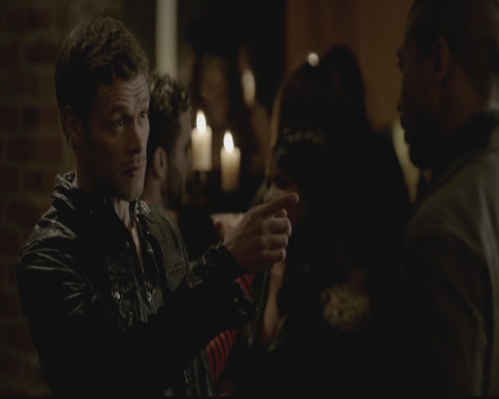 VampireDiariesWorld-dot-org_TheOriginals1x01AlwaysandForever1503.jpg