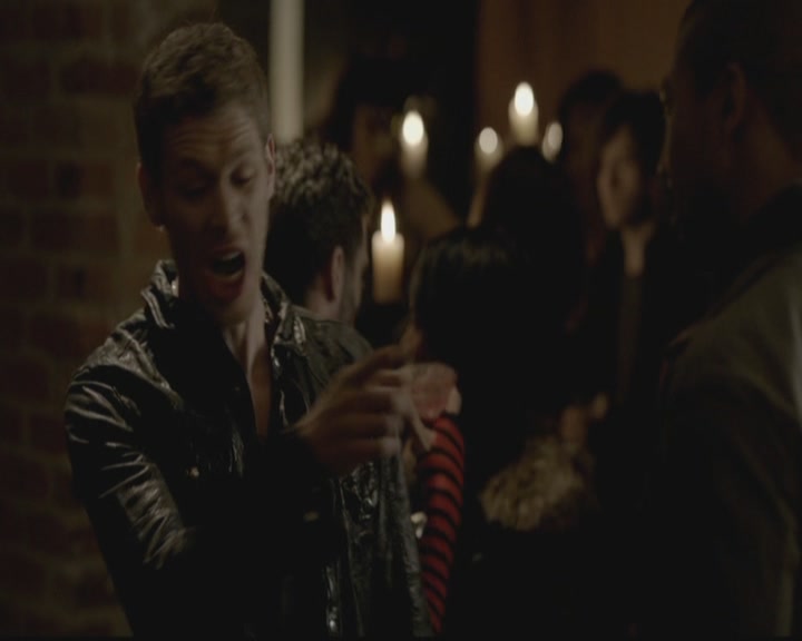 VampireDiariesWorld-dot-org_TheOriginals1x01AlwaysandForever1504.jpg