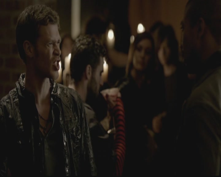 VampireDiariesWorld-dot-org_TheOriginals1x01AlwaysandForever1506.jpg