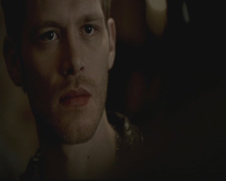 VampireDiariesWorld-dot-org_TheOriginals1x01AlwaysandForever1559.jpg