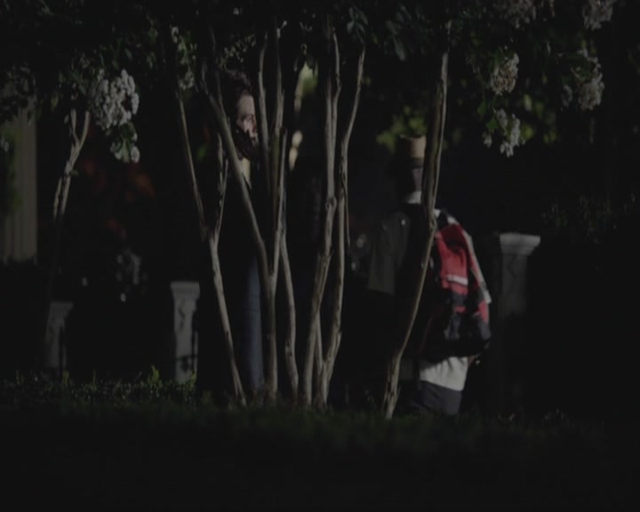 VampireDiariesWorld-dot-org_TheOriginals1x01AlwaysandForever1625.jpg