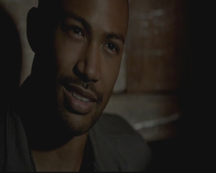 VampireDiariesWorld-dot-org_TheOriginals1x01AlwaysandForever1737.jpg