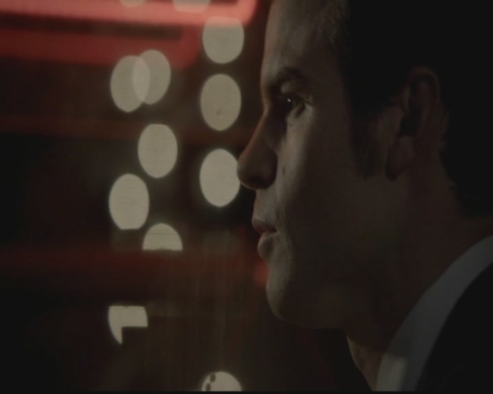 VampireDiariesWorld-dot-org_TheOriginals1x01AlwaysandForever1758.jpg