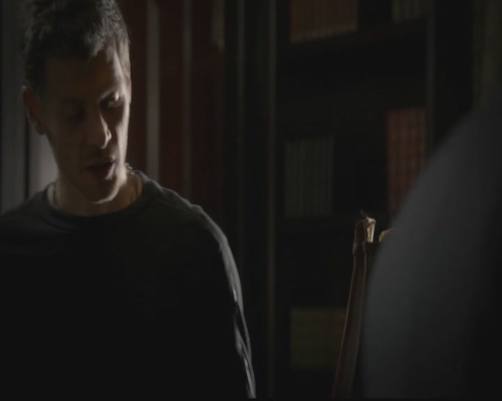 VampireDiariesWorld-dot-org_TheOriginals1x01AlwaysandForever2353.jpg