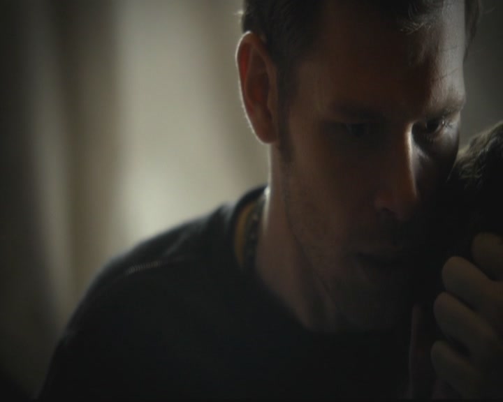 VampireDiariesWorld-dot-org_TheOriginals1x01AlwaysandForever2380.jpg