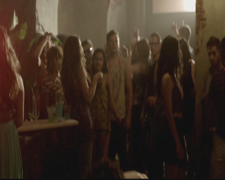 VampireDiariesWorld-dot-org_TheOriginals1x02HouseOfTheRisingSun0033.jpg