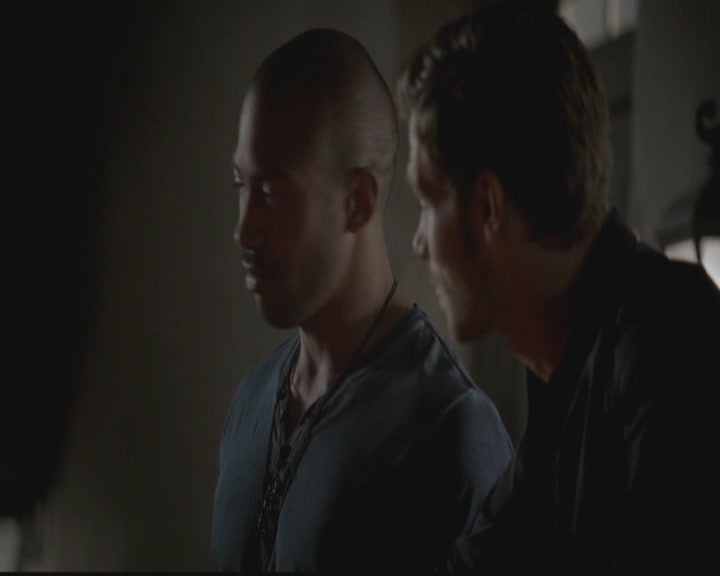 VampireDiariesWorld-dot-org_TheOriginals1x02HouseOfTheRisingSun0078.jpg