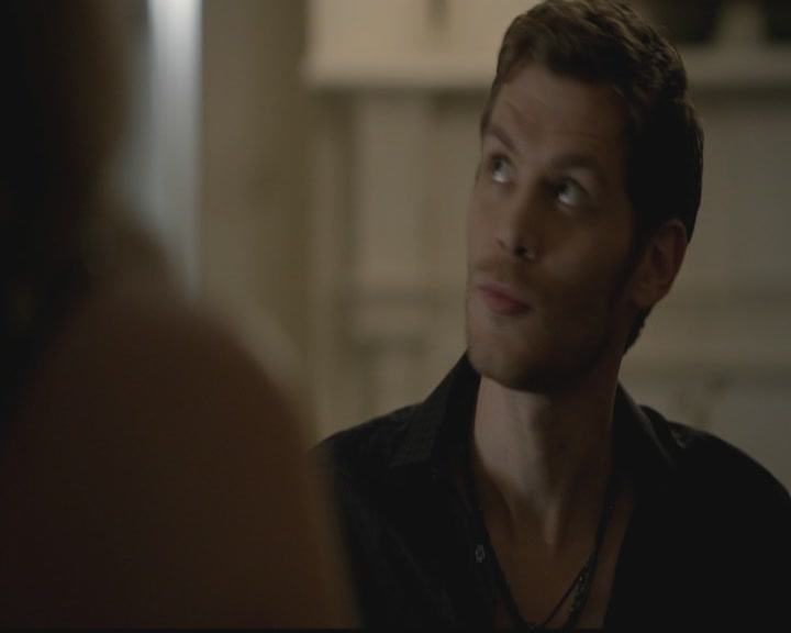 VampireDiariesWorld-dot-org_TheOriginals1x02HouseOfTheRisingSun0232.jpg