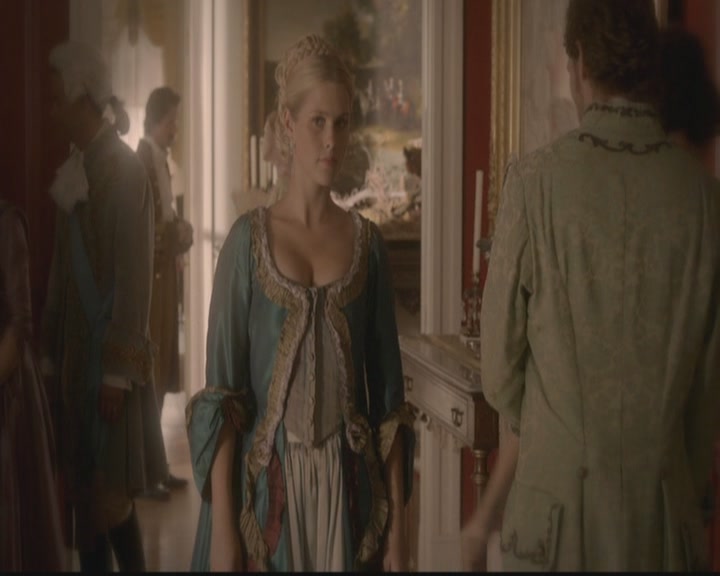 VampireDiariesWorld-dot-org_TheOriginals1x02HouseOfTheRisingSun0265.jpg