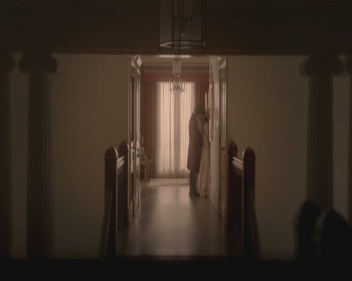 VampireDiariesWorld-dot-org_TheOriginals1x02HouseOfTheRisingSun0277.jpg
