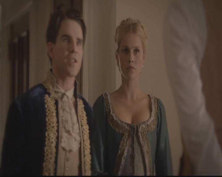 VampireDiariesWorld-dot-org_TheOriginals1x02HouseOfTheRisingSun0319.jpg