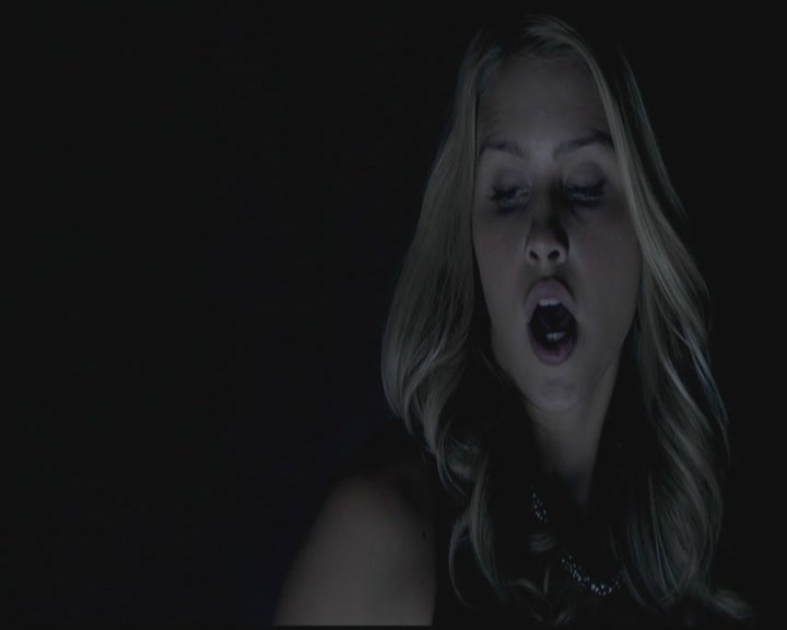 VampireDiariesWorld-dot-org_TheOriginals1x02HouseOfTheRisingSun0423.jpg