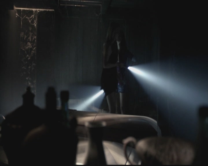 VampireDiariesWorld-dot-org_TheOriginals1x02HouseOfTheRisingSun0476.jpg