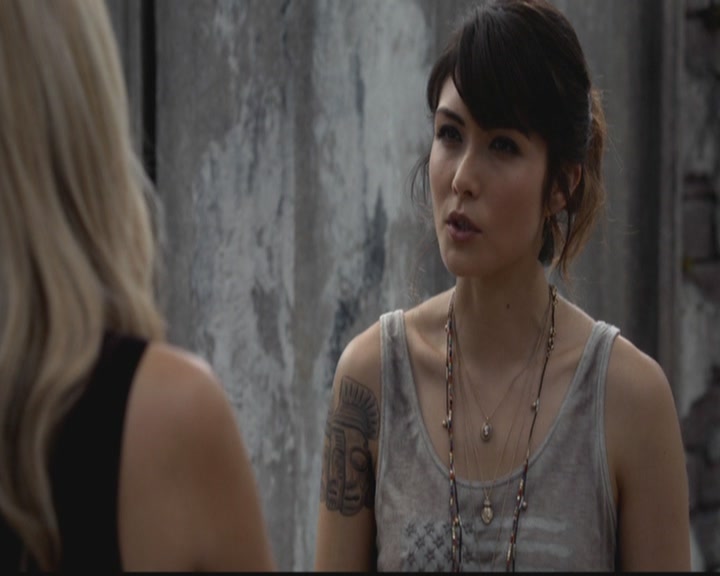 VampireDiariesWorld-dot-org_TheOriginals1x02HouseOfTheRisingSun0554.jpg