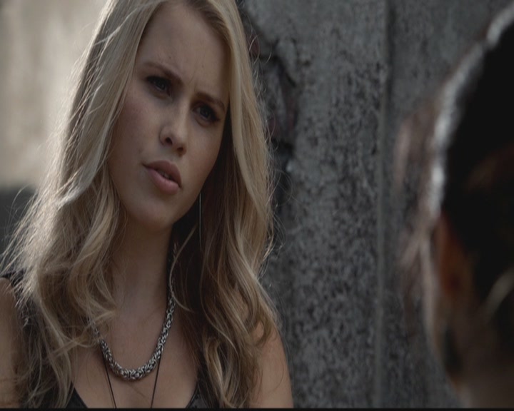 VampireDiariesWorld-dot-org_TheOriginals1x02HouseOfTheRisingSun0563.jpg