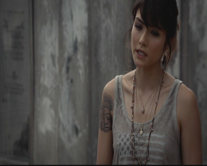VampireDiariesWorld-dot-org_TheOriginals1x02HouseOfTheRisingSun0613.jpg