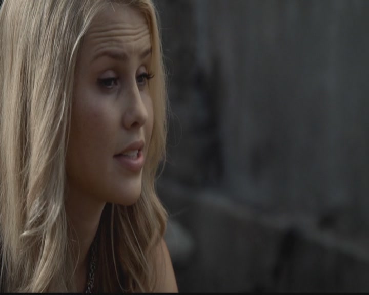 VampireDiariesWorld-dot-org_TheOriginals1x02HouseOfTheRisingSun0625.jpg