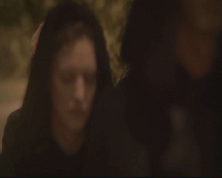 VampireDiariesWorld-dot-org_TheOriginals1x02HouseOfTheRisingSun0660.jpg