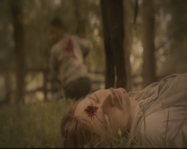 VampireDiariesWorld-dot-org_TheOriginals1x02HouseOfTheRisingSun0674.jpg