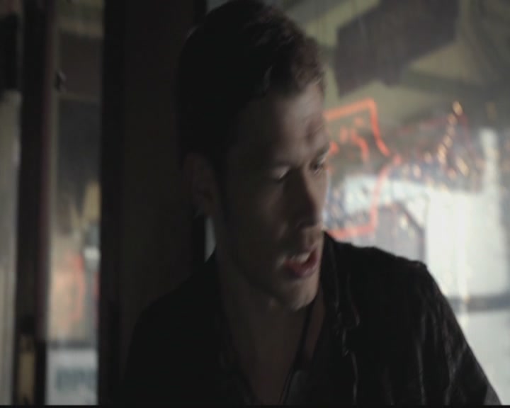 VampireDiariesWorld-dot-org_TheOriginals1x02HouseOfTheRisingSun0811.jpg