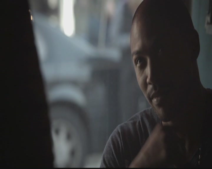 VampireDiariesWorld-dot-org_TheOriginals1x02HouseOfTheRisingSun0820.jpg