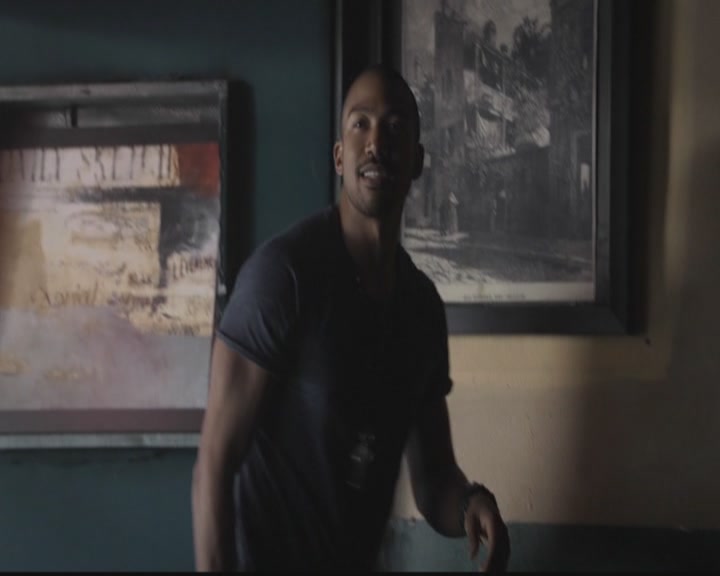 VampireDiariesWorld-dot-org_TheOriginals1x02HouseOfTheRisingSun0833.jpg