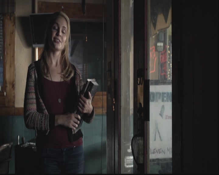 VampireDiariesWorld-dot-org_TheOriginals1x02HouseOfTheRisingSun0838.jpg