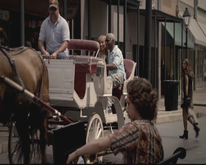 VampireDiariesWorld-dot-org_TheOriginals1x02HouseOfTheRisingSun0850.jpg