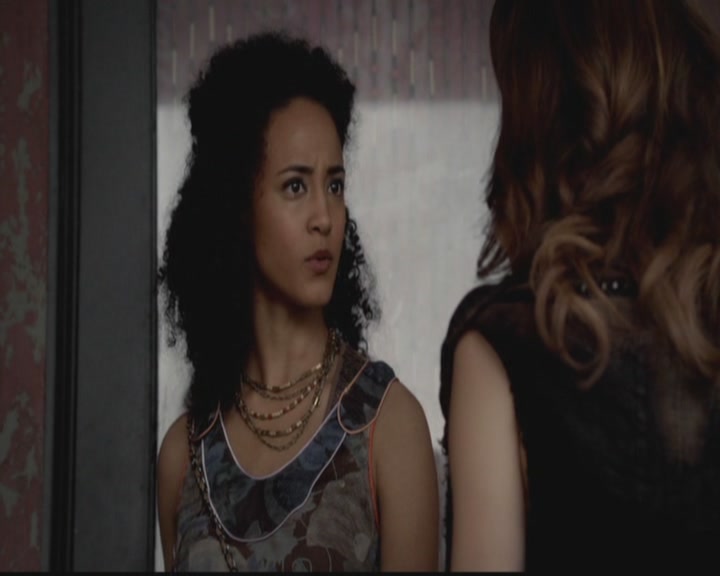 VampireDiariesWorld-dot-org_TheOriginals1x02HouseOfTheRisingSun0860.jpg