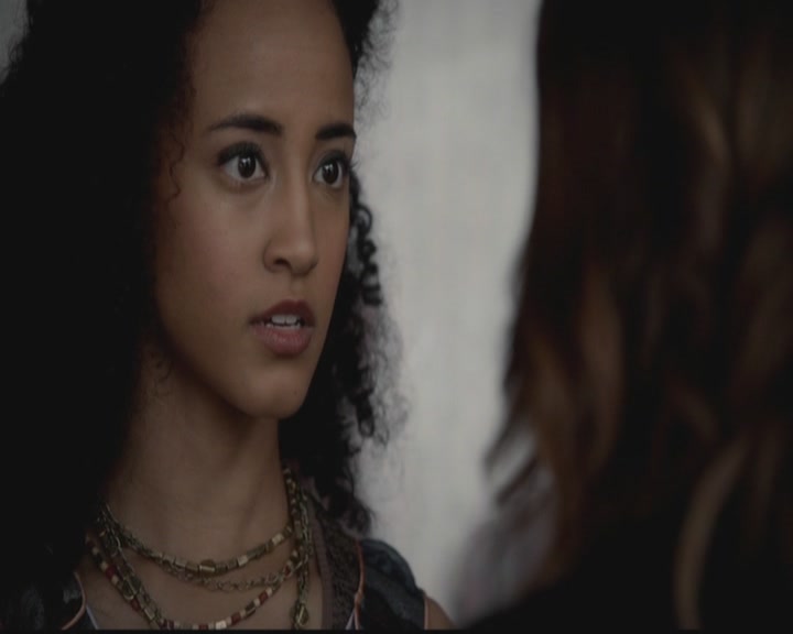 VampireDiariesWorld-dot-org_TheOriginals1x02HouseOfTheRisingSun0867.jpg
