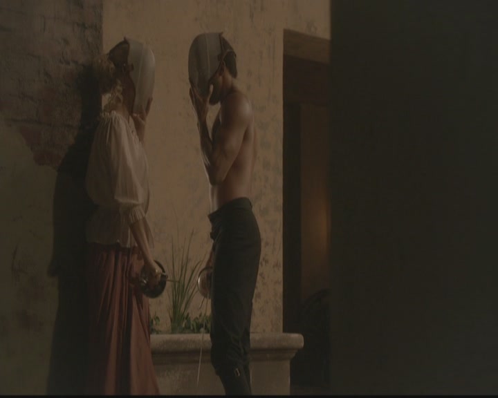 VampireDiariesWorld-dot-org_TheOriginals1x02HouseOfTheRisingSun1030.jpg