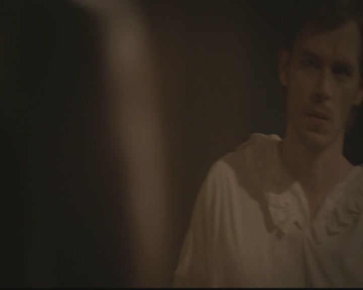 VampireDiariesWorld-dot-org_TheOriginals1x02HouseOfTheRisingSun1036.jpg