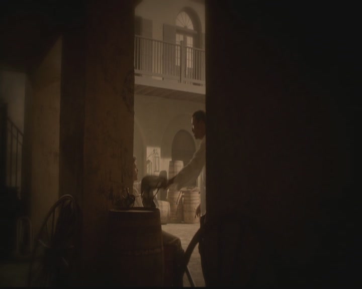 VampireDiariesWorld-dot-org_TheOriginals1x02HouseOfTheRisingSun1085.jpg