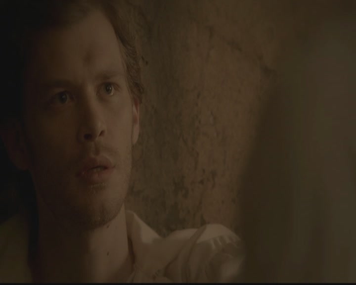 VampireDiariesWorld-dot-org_TheOriginals1x02HouseOfTheRisingSun1105.jpg