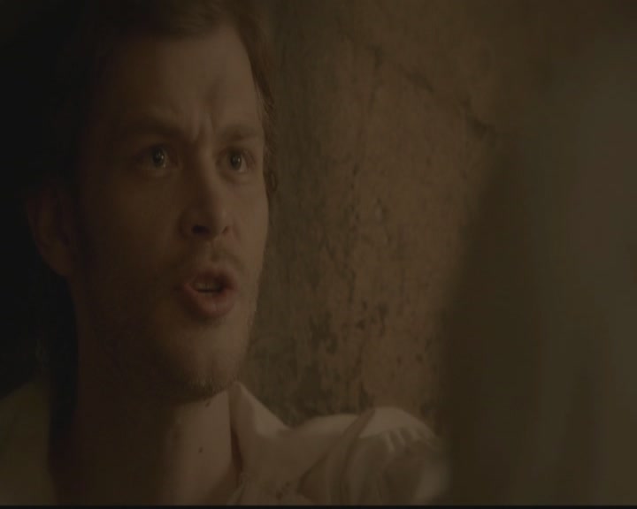 VampireDiariesWorld-dot-org_TheOriginals1x02HouseOfTheRisingSun1107.jpg
