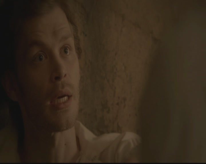 VampireDiariesWorld-dot-org_TheOriginals1x02HouseOfTheRisingSun1108.jpg