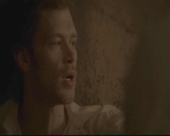 VampireDiariesWorld-dot-org_TheOriginals1x02HouseOfTheRisingSun1120.jpg