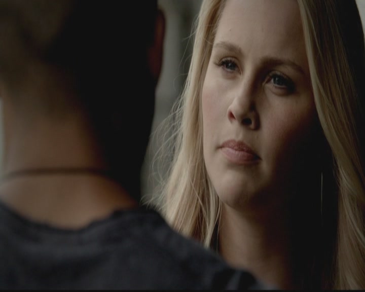VampireDiariesWorld-dot-org_TheOriginals1x02HouseOfTheRisingSun1125.jpg