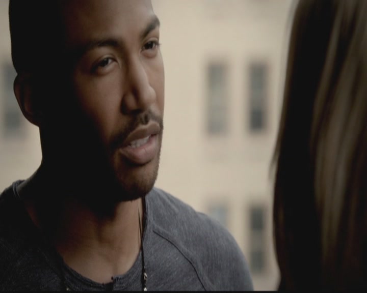 VampireDiariesWorld-dot-org_TheOriginals1x02HouseOfTheRisingSun1126.jpg