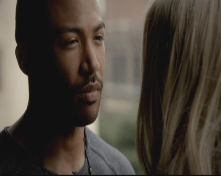 VampireDiariesWorld-dot-org_TheOriginals1x02HouseOfTheRisingSun1138.jpg