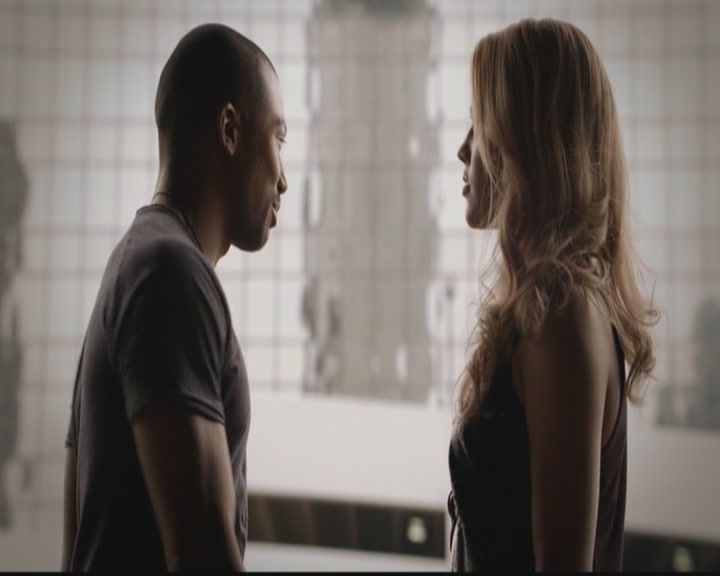 VampireDiariesWorld-dot-org_TheOriginals1x02HouseOfTheRisingSun1140.jpg