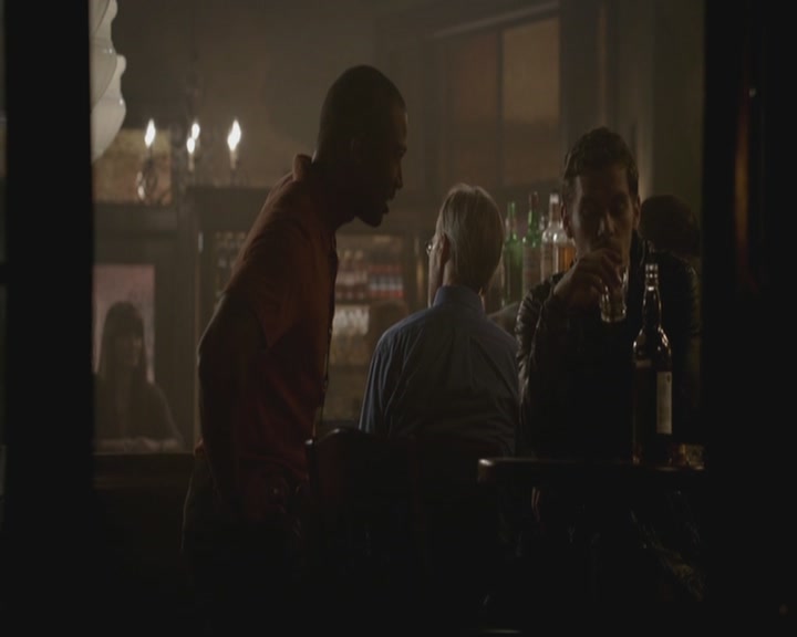 VampireDiariesWorld-dot-org_TheOriginals1x02HouseOfTheRisingSun1168.jpg